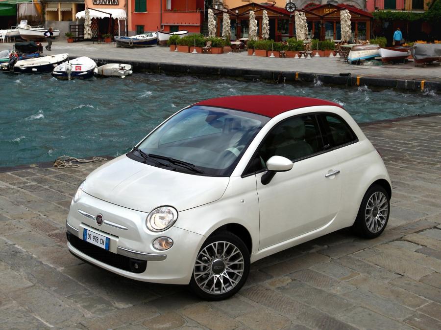  Fiat 500C 2009 года  (фото 3 из 140)